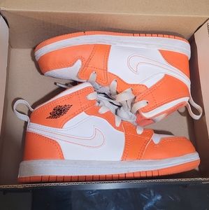COPY - Jordan 1 MID SE (TD)
